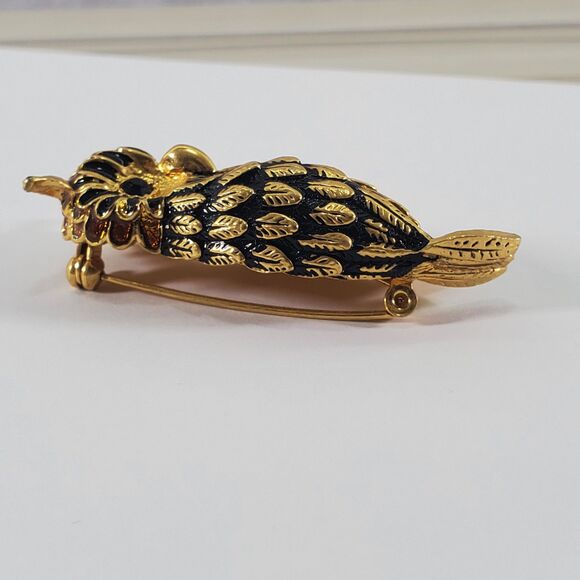 Chubby Vintage Owl Brooch Gold Tone Enamel Black Faceted Eyes Mid Century - Picture 3 of 7